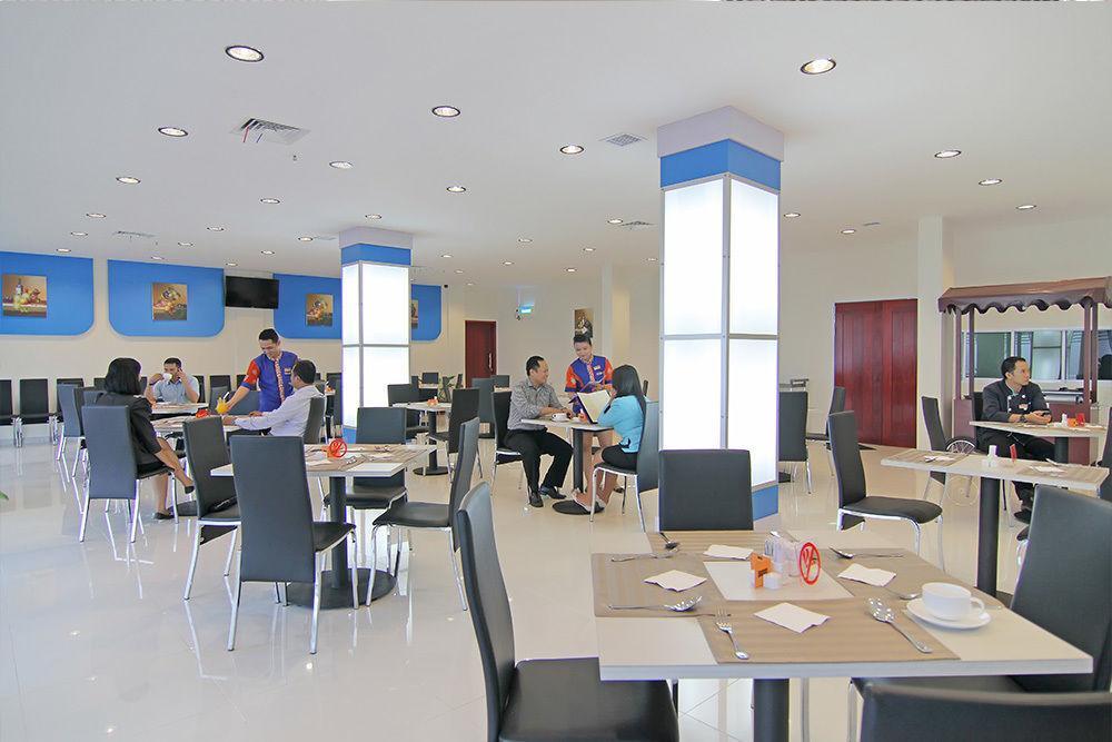 D' Merlion Hotel Sekupang Exterior photo